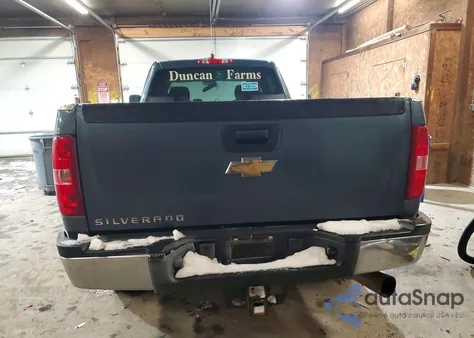 2011 Chevrolet Silverado K2500 Heavy Duty z USA, uszkodzony, nr VIN 1GC1KVC82BF105930